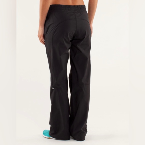 Lululemon Run: Dog Runner Pant
Black - Picture 2 of 11
